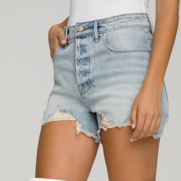 NWT Good American Bombshell Distressed Denim Shorts High Waisted 00 - Picture 2 of 11